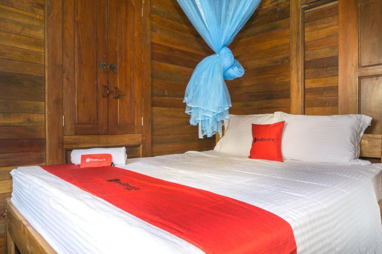 Reddoorz @ Tambolaka Sumba Hotel Lokokaki Eksteriør billede